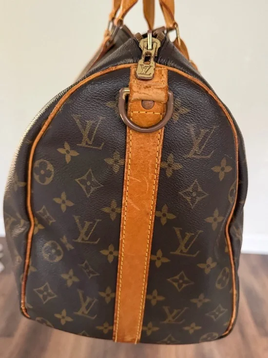 LV Travel Bag - Picture 3 of 7